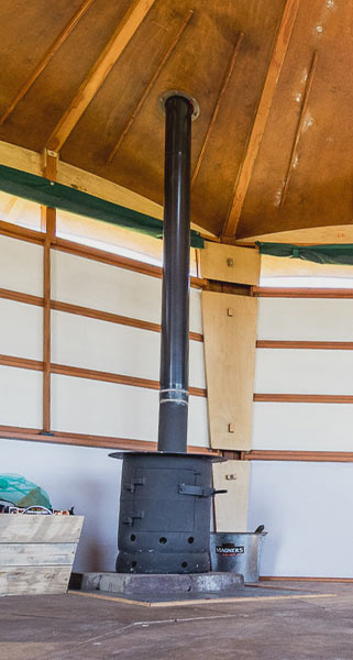 Wood burning stove of camping Caban