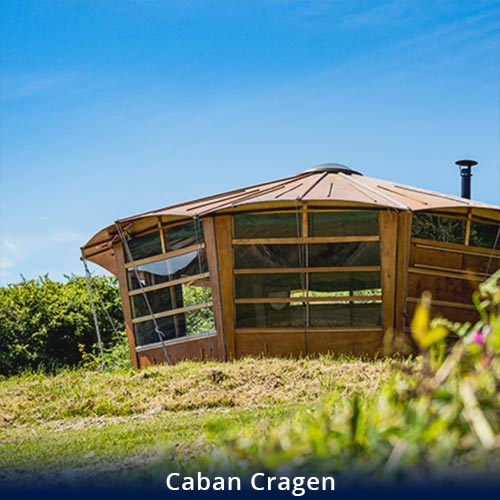 Caban Cragen from outside with a view of chimney